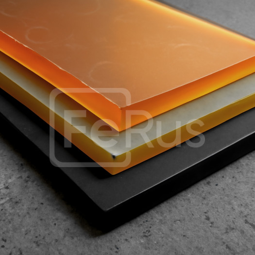 Плита капролон маслонаполненный 40х1000х2000 мм ПА-6 ТУ 2224-001-78534599-2006 зеленый